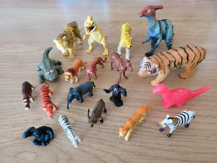 Verzameling 19 wilde dieren om mee te spelen, Kinderen en Baby's, Speelgoed | Actiefiguren, Nieuw, Ophalen of Verzenden