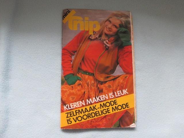 Mini Knip met naaipatronen voor dames, kinderen + pop + trui, Hobby en Vrije tijd, Kledingpatronen, Zo goed als nieuw, Vrouw, Knipmode