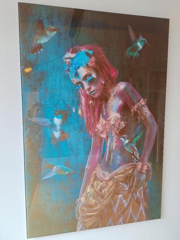 Glasschilderij vrouw met kolibrie/goud 80x120cm beschikbaar voor biedingen