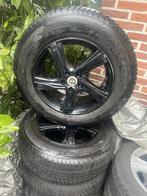 Winterbanden Volvo XC60/40 225/65 R17, Auto-onderdelen, Banden en Velgen, Ophalen, Gebruikt, Banden en Velgen, 17 inch