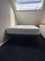 Matras met onderstel en lattenbodem 120 x 200, Huis en Inrichting, Slaapkamer | Matrassen en Bedbodems, Ophalen, Zo goed als nieuw