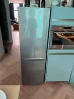 Koelkast met vriesvak - Zilverkleurig, Witgoed en Apparatuur, Koelkasten en IJskasten, 85 tot 120 cm, 100 tot 150 liter, Ophalen of Verzenden