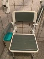 Douchestoel Aidapt wandbevestiging  opklapbaar tot 190 kg, Ophalen, Gebruikt