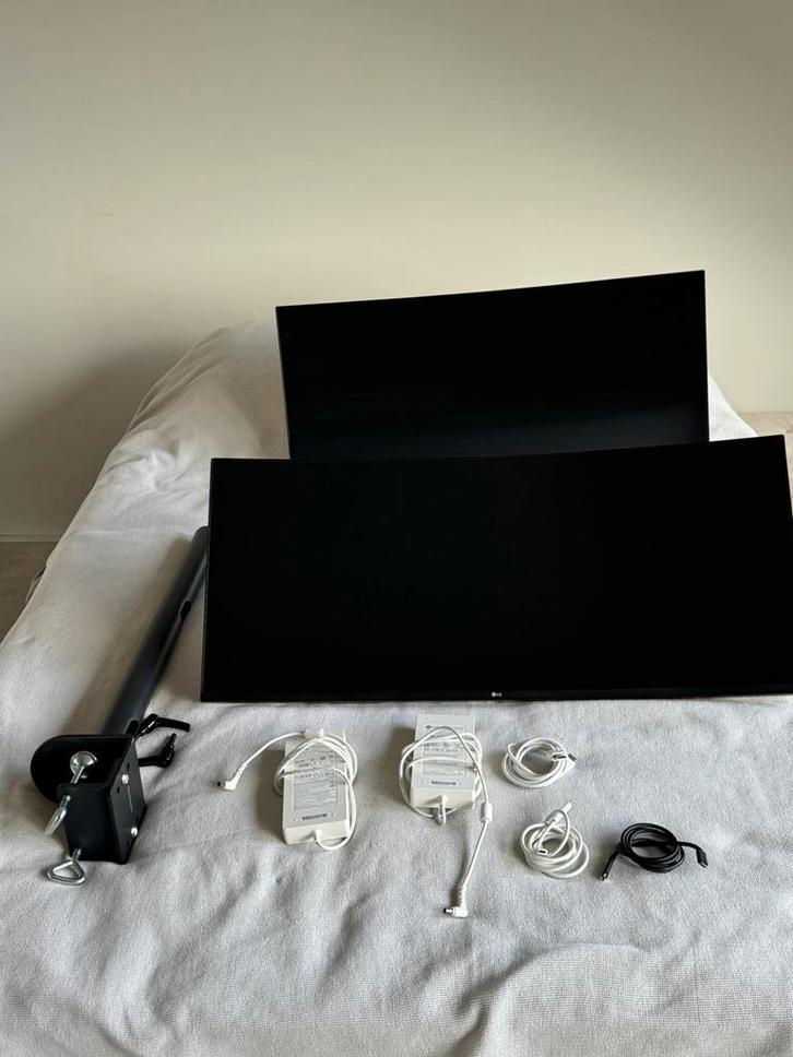 SET 2x LG 38WN95C-W Curved Monitor + Neomounts  + BenQ LIGHT, Computers en Software, Monitoren, Zo goed als nieuw, Thunderbolt