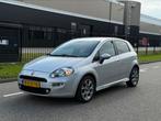 Fiat Punto 0.9 Twinair 85 5-D 2013 Grijs Nieuwe APK, Voorwielaandrijving, Euro 5, Stof, Zwart