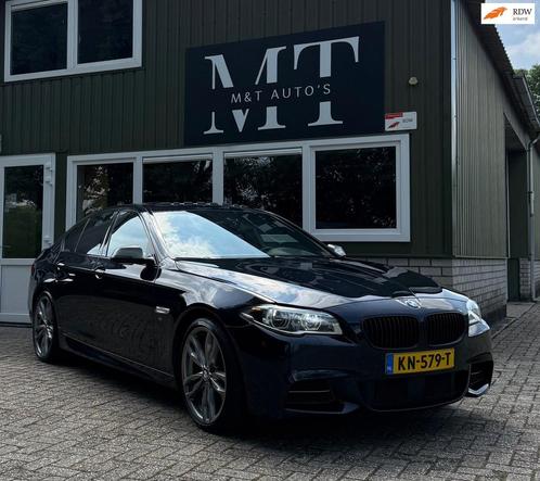 BMW 5-serie M550xd KEYLESS TREKHAAK MEMORY HARMAN KARDON LED, Auto's, BMW, Bedrijf, Te koop, 5-Serie, 360° camera, 4x4, ABS, Achteruitrijcamera