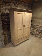 Brocante tweedeurskast, Ophalen