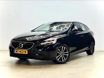 Volvo V40 2.0 T2 122PK 2017, Airco, Bluetooth, Cruise, Navi beschikbaar voor biedingen