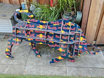 Red Bull Stier beschikbaar voor biedingen