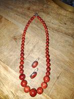 Bloedkoraal ketting en oorbellen, Ophalen of Verzenden, Zo goed als nieuw, Rood, Steen of Mineraal