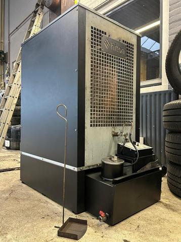 Hiton HP-145 Garageverwarming Afgewerkte olie 30-42kW. beschikbaar voor biedingen