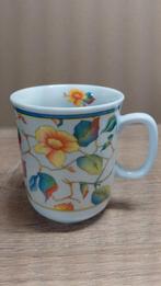 Gebloemde porseleinen mok Mitterteich Bavaria, z.g.a.n., Ophalen of Verzenden, Zo goed als nieuw, Porselein, Kop en/of schotel