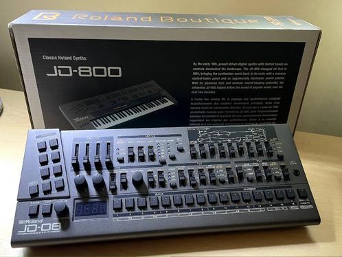 Roland JD-08, Muziek en Instrumenten, Synthesizers, Zo goed als nieuw, Overige aantallen, Roland, Met midi-aansluiting, Ophalen