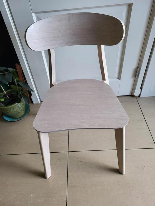 Kave Home nieuwe eetkamerstoel SAFIRA, Huis en Inrichting, Stoelen, Nieuw, Eén, Hout, Ophalen of Verzenden