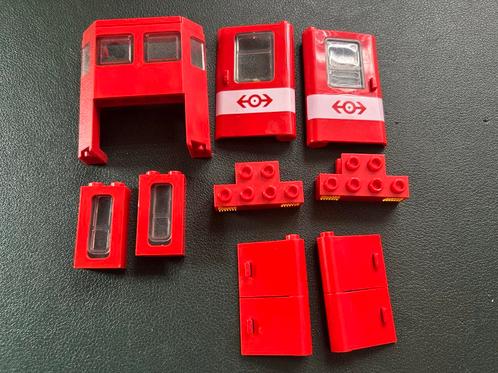 Partij lego trein ramen deuren, Kinderen en Baby's, Speelgoed | Duplo en Lego, Zo goed als nieuw, Ophalen of Verzenden