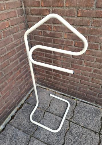 Dressboy kledinghanger + extra stang vintage Scandinavisch beschikbaar voor biedingen