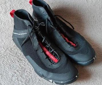 TOPSTAAT Decathlon Outshock boksschoen 500 - maat 45 beschikbaar voor biedingen