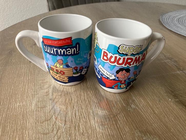 2 mokken Super buurman (ophalen/verzenden), Huis en Inrichting, Keuken | Servies, Zo goed als nieuw, Kop(pen) en/of Schotel(s)