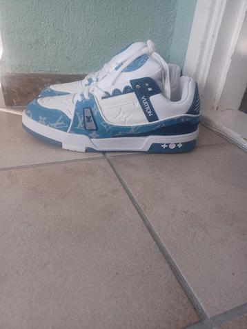 Nieuwe LV heren sneakers maat 44 beschikbaar voor biedingen