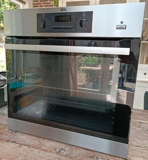 AEG BEB331010M inbouw oven, Witgoed en Apparatuur, Ovens, Zo goed als nieuw, Inbouw, Oven met grill, 45 tot 60 cm, 45 tot 60 cm