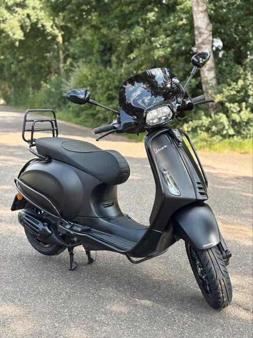 ✅ Zeer Nette Vespa Sprint Brom 2020 BLACK ON BLACK! ✅, Fietsen en Brommers, Scooters | Vespa, Zo goed als nieuw, Overige modellen