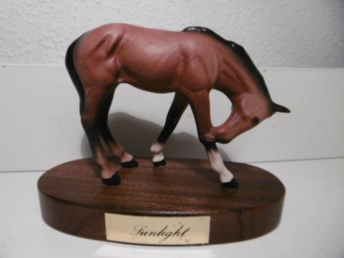 Beswick beeldje van een veulen  model  Sunlight  1980, Verzamelen, Beelden en Beeldjes, Zo goed als nieuw, Dier, Ophalen of Verzenden