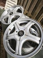 Te koop: 4 originele Kia velgen + Nieuwe Bosch accu S4 001, Auto-onderdelen, Banden en Velgen, Ophalen of Verzenden, 15 inch, Zomerbanden