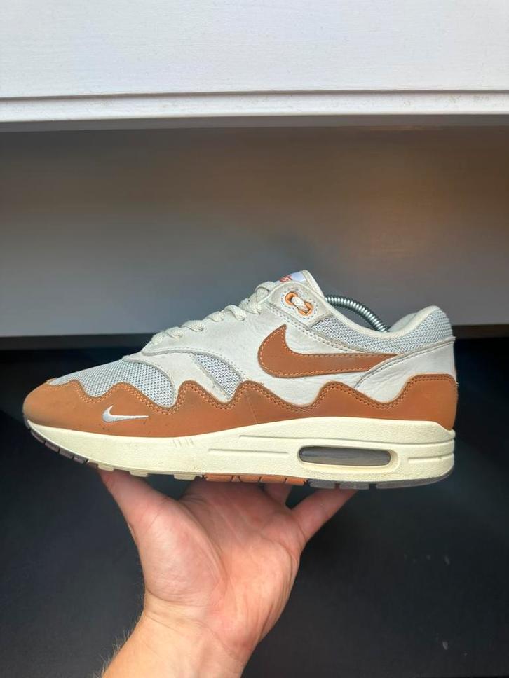 Nike Air Max 1 Patta Monarch / 43, Kleding | Heren, Schoenen, Zo goed als nieuw, Overige kleuren, Ophalen of Verzenden