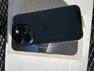 Iphone 15 Pro 128GB + Case & bescherm glas en 11mnd garantie beschikbaar voor biedingen