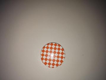 kleine oranje button beschikbaar voor biedingen