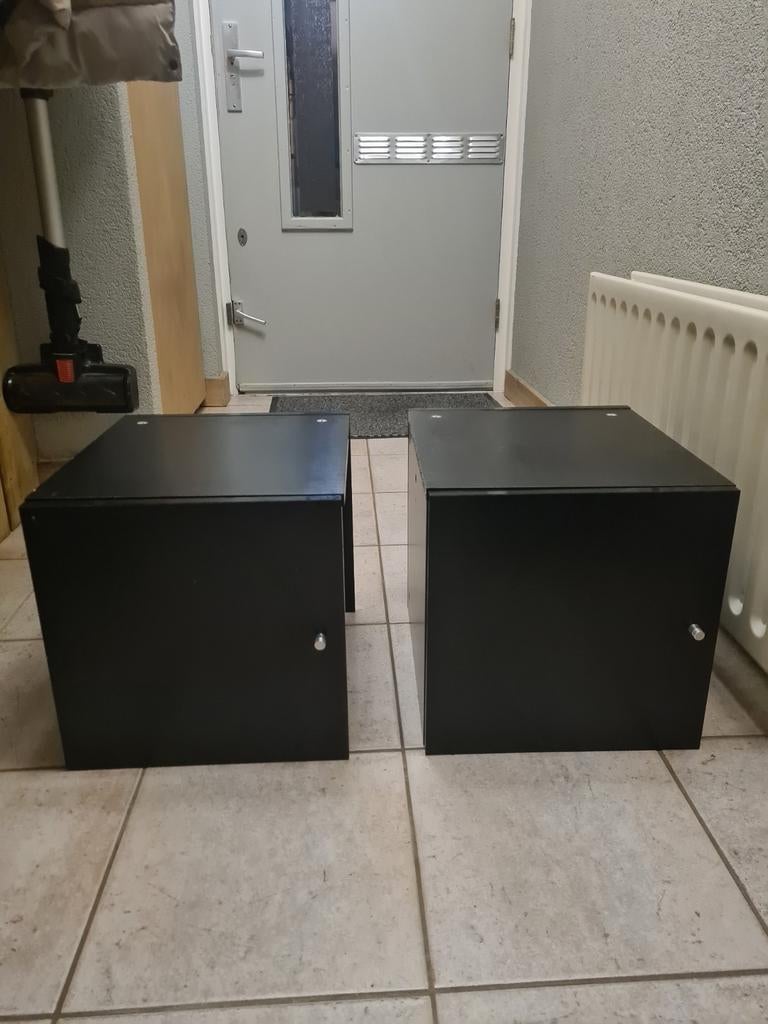 Nette zwarte deur inzet Kallax kast, Huis en Inrichting, Ophalen, Minder dan 45 cm