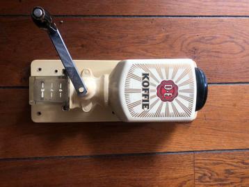 Douwe Egberts Koffiemolen - Vintage Keukenaccessoire beschikbaar voor biedingen