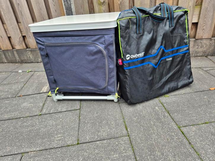 Outwell, Caravans en Kamperen, Kampeermeubelen, Zo goed als nieuw, Campingkast, Ophalen