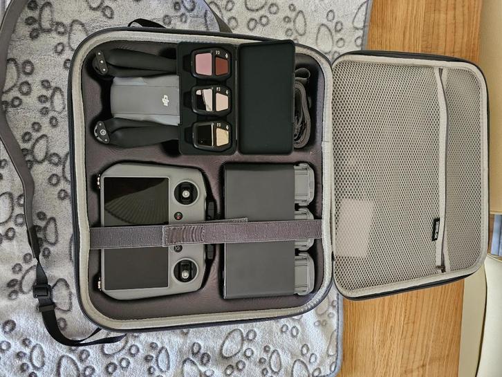 DJI Air 3s fly more combo, Audio, Tv en Foto, Drones, Zo goed als nieuw, Drone met camera, Ophalen of Verzenden