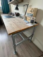 Stoer bureau van steigerhout en steigerbuizen, Huis en Inrichting, Ophalen, Gebruikt, Bureau