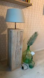 Vloerlamp steigerhout incl kap, Ophalen of Verzenden, Zo goed als nieuw