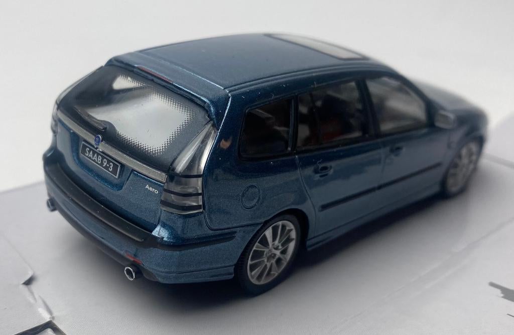 Jsn Cararama 1:43 Saab 9-3 Sport Combi blauw, Hobby en Vrije tijd, Modelauto's | 1:43, Overige merken, -, Cararama, Nieuw