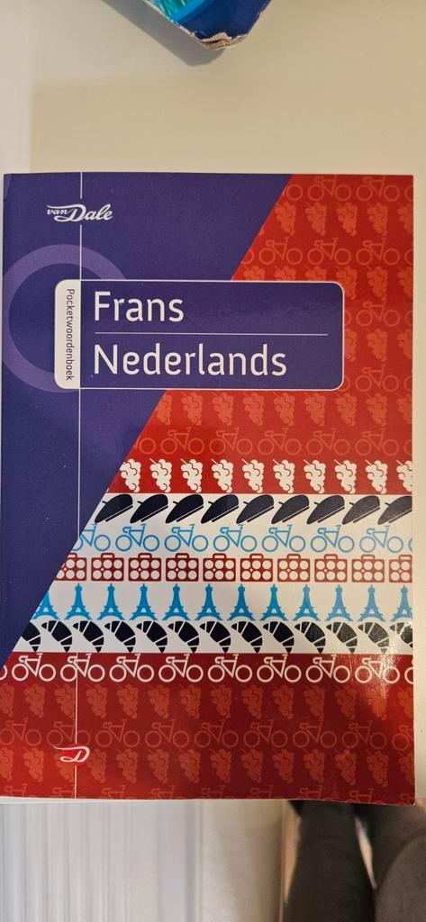 Van Dale Frans-Nederlands woordenboek, Boeken, Taal | Frans, Gelezen, Non-fictie, Ophalen of Verzenden