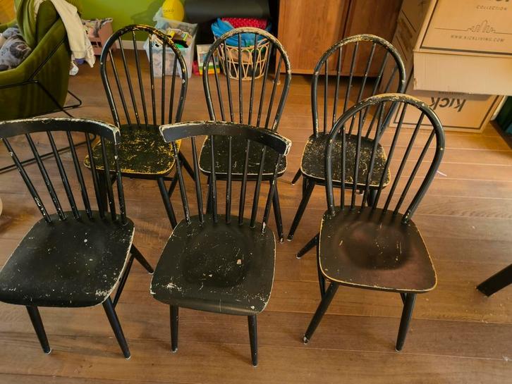 6 Spijlenstoelen: Windsor en ander model, Huis en Inrichting, Stoelen, Gebruikt, Vijf, Zes of meer stoelen, Hout, Zwart, Ophalen