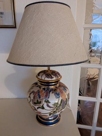 Tafellamp in uitstekende staat  beschikbaar voor biedingen