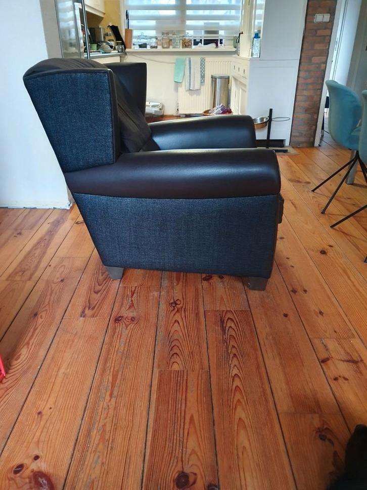 Leren fauteuil, Huis en Inrichting, Fauteuils, Zo goed als nieuw, Leer, Stof, 75 tot 100 cm, Ophalen of Verzenden
