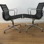 2 IZGS Vitra EA 107 EA107 stoel zwart netweave chroom, Zwart, Ophalen of Verzenden, Zo goed als nieuw, Nvt