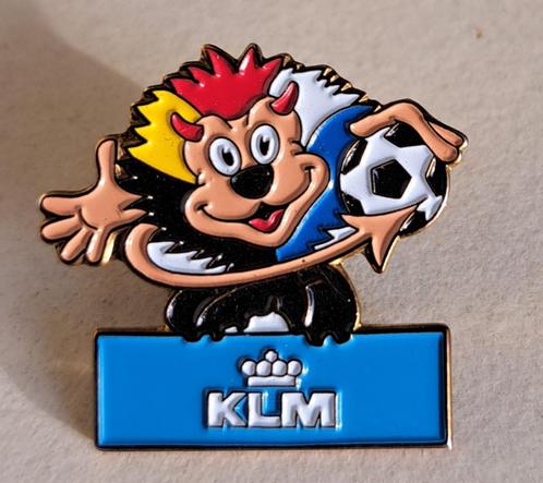 Vintage voetbal speld Europees kampioenschap voetballen 2000, Verzamelen, Sportartikelen en Voetbal, Nieuw, Buitenlandse clubs