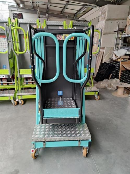 Alu Eenpersoons hoogwerkers, licht, compact, goedkoop, Aktie, Zakelijke goederen, Machines en Bouw | Liften, Steigers en Ladders