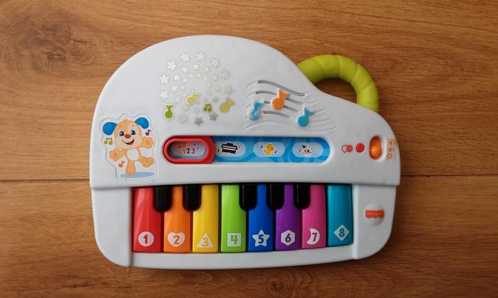Fisher Price piano met diverse standjes, Muziek en Instrumenten, Piano's, Gebruikt, Piano, Overige kleuren, Ophalen of Verzenden