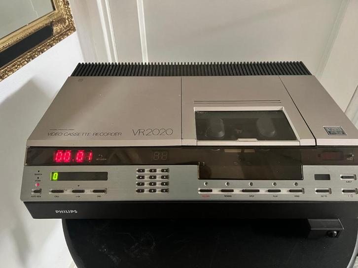 Philips VR2020 Video 2000 recorder, Audio, Tv en Foto, Videospelers, Gebruikt, Video 2000-speler of -recorder, Ophalen of Verzenden