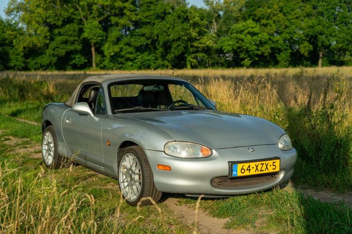 Mazda MX-5 uit 2000 | VEEL ONDERHOUD | NETTE STAAT, Auto's, Mazda, Bedrijf, MX-5, ABS, Android Auto, Bluetooth, Elektrische buitenspiegels