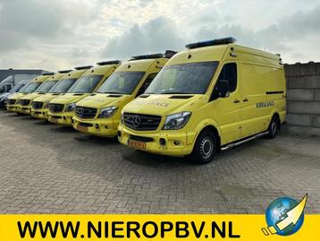 Mercedes-Benz Sprinter 319CDI L2H2 Ambulance 9X Op Voorraad  beschikbaar voor biedingen