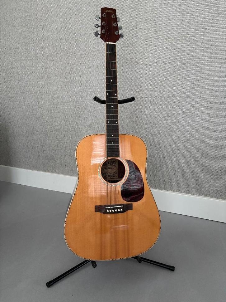 Akoestische gitaar Motion – Incl. standaard en setje snaren!, Muziek en Instrumenten, Snaarinstrumenten | Gitaren | Akoestisch