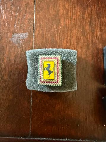 2 mooie Ferrari zegel ringen van zilver  beschikbaar voor biedingen